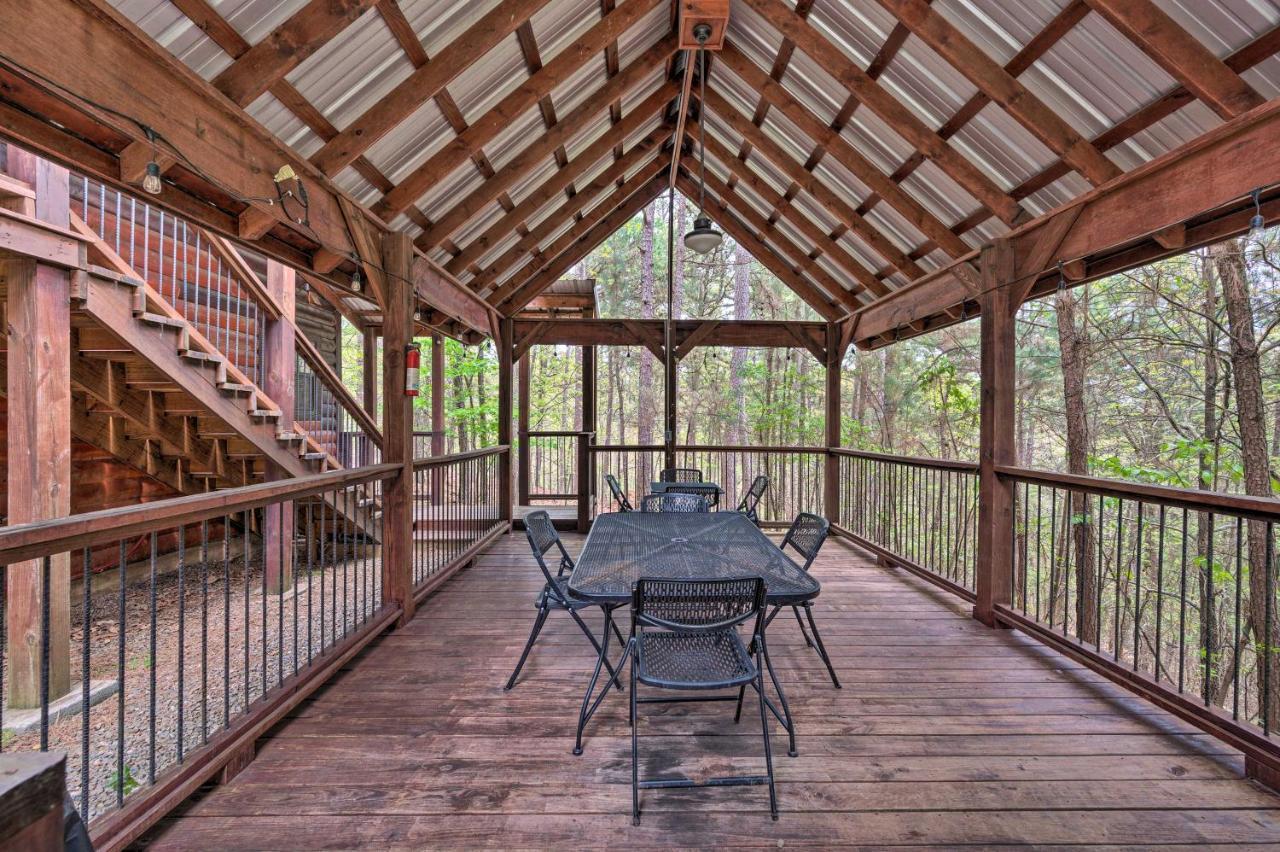 Southern Hills Near Beavers Bend State Park! Holiday home Broken Bow